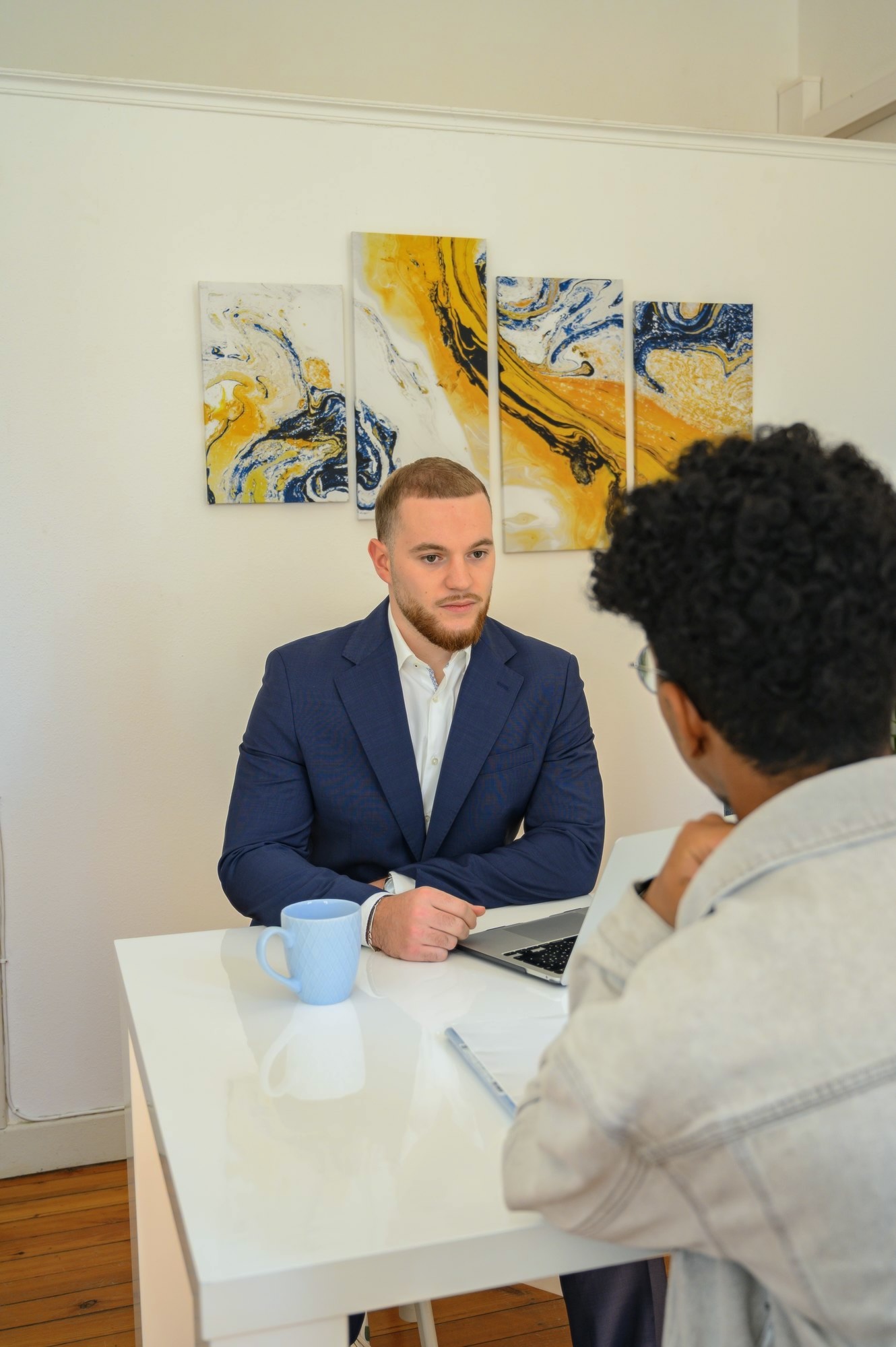 Baptiste en rendez-vous client